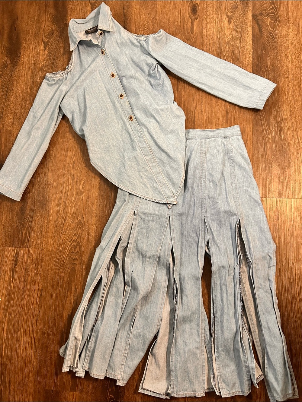 VTG PG Collections by Ginger Bort Blue Cold-Shoulder Denim Top Paneled Skirt Set